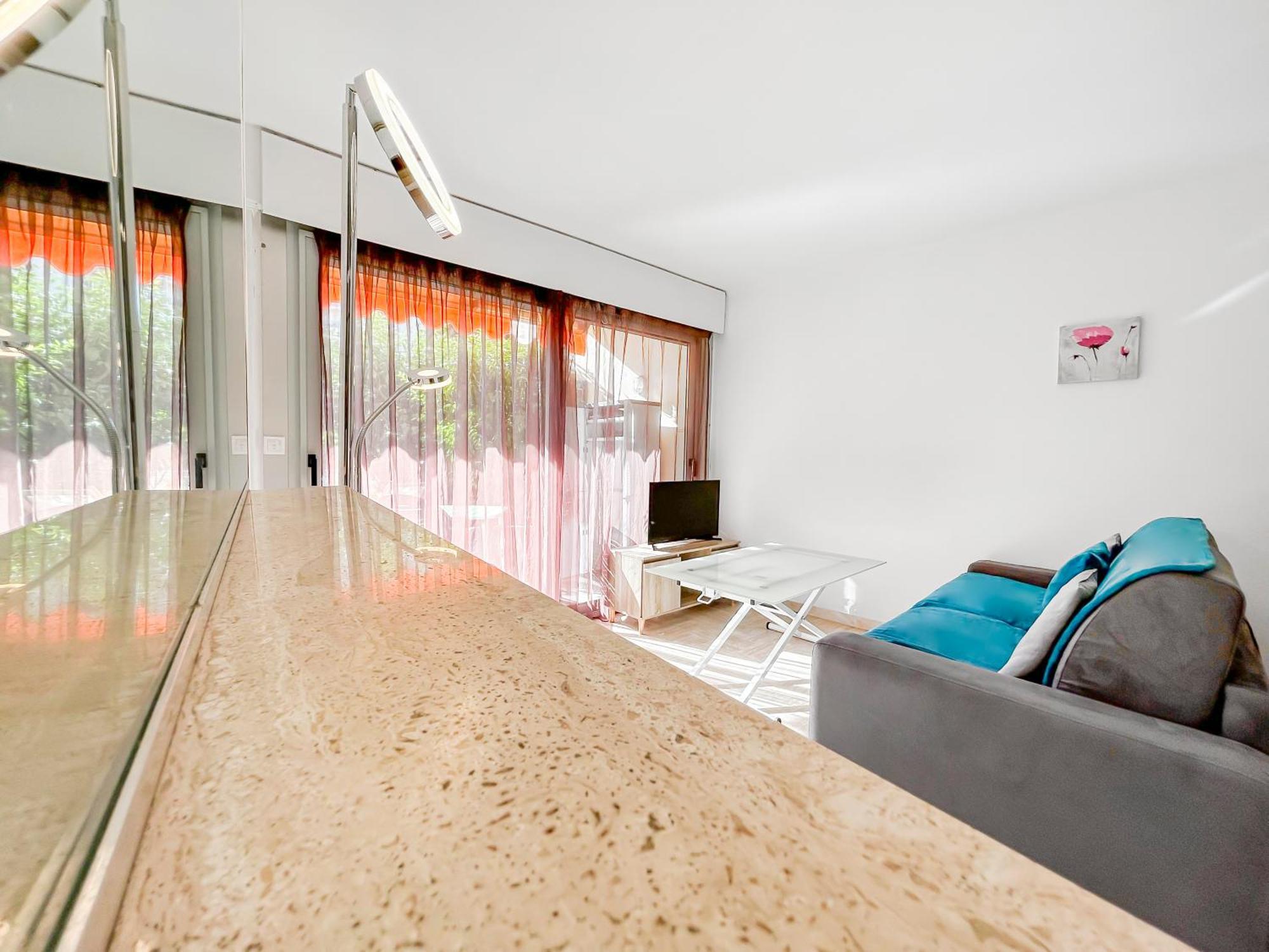 Evasion Provencale - Piscine Et Mer A Mandelieu Ngoại thất bức ảnh